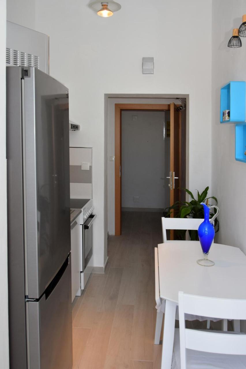 Apartmani Gloria Brodarica  Exteriör bild