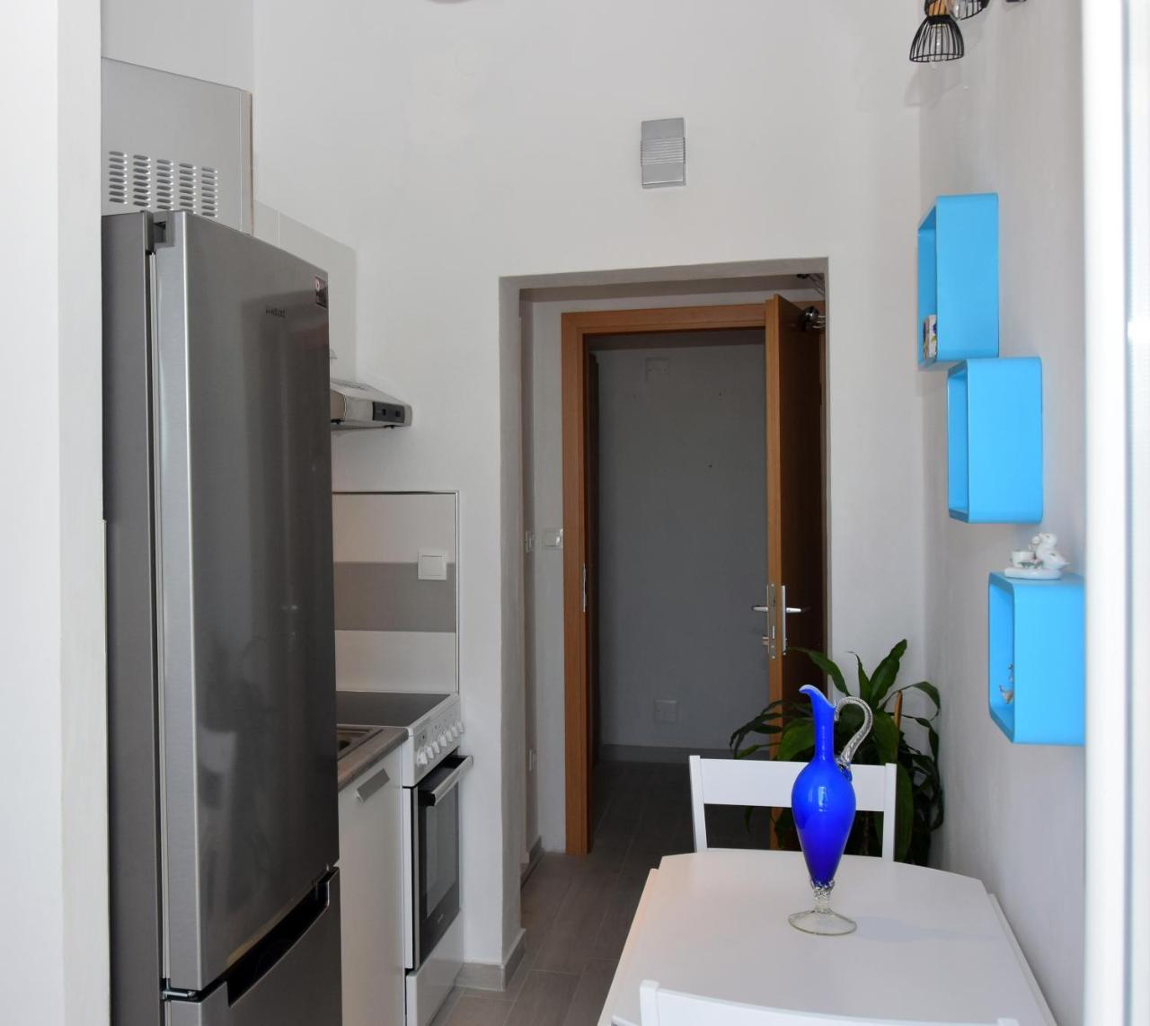 Apartmani Gloria Brodarica  Exteriör bild